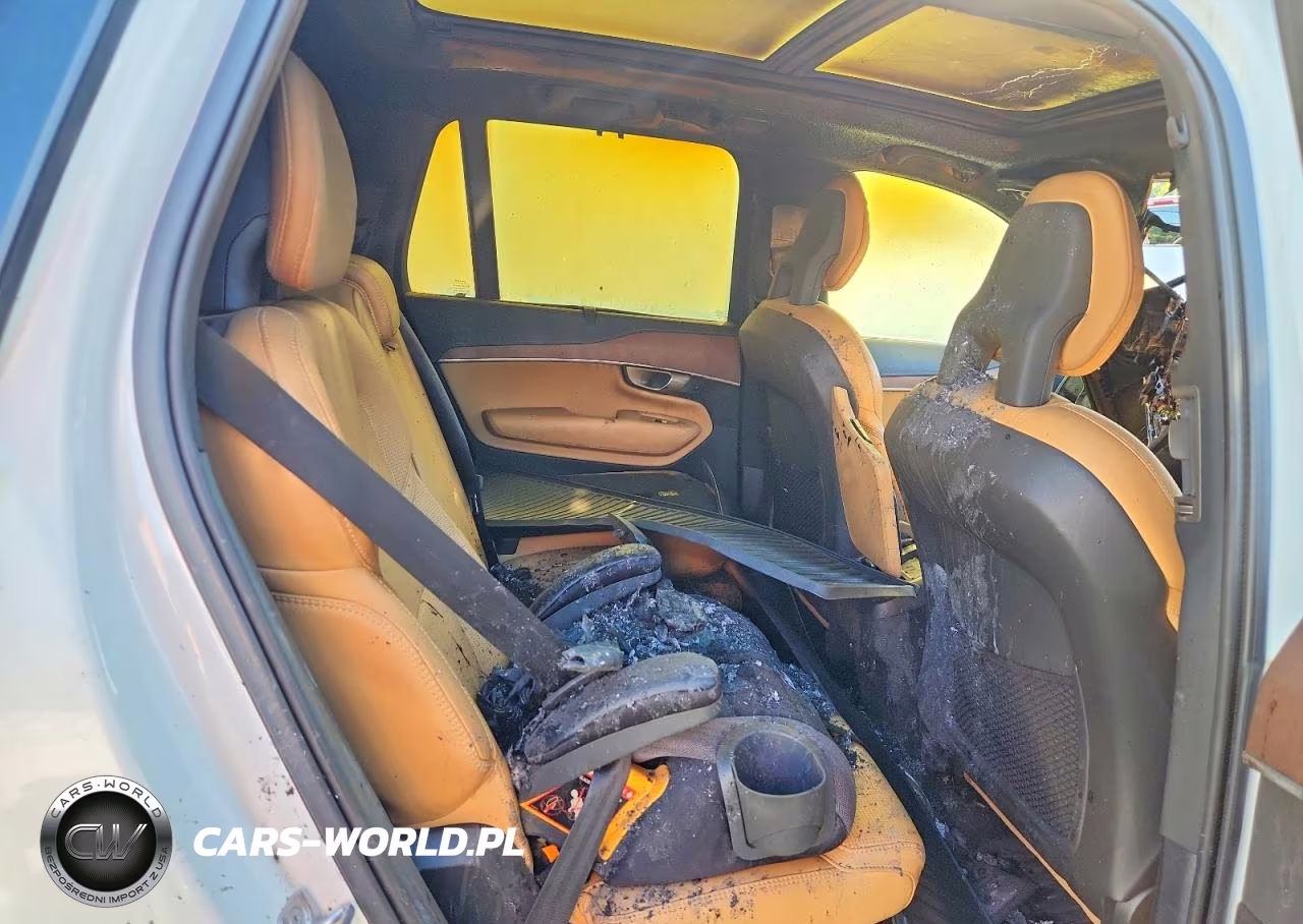 2017 Volvo Xc90 T6 VIN:YV4A22PL2H1175217 - 10