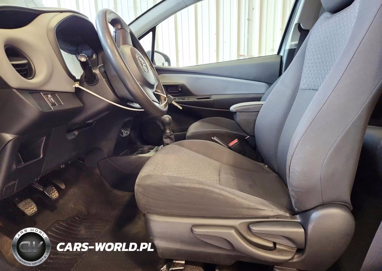 2015 Toyota Yaris 3-Door L VIN:VNKJTUD32FA021742 - 7