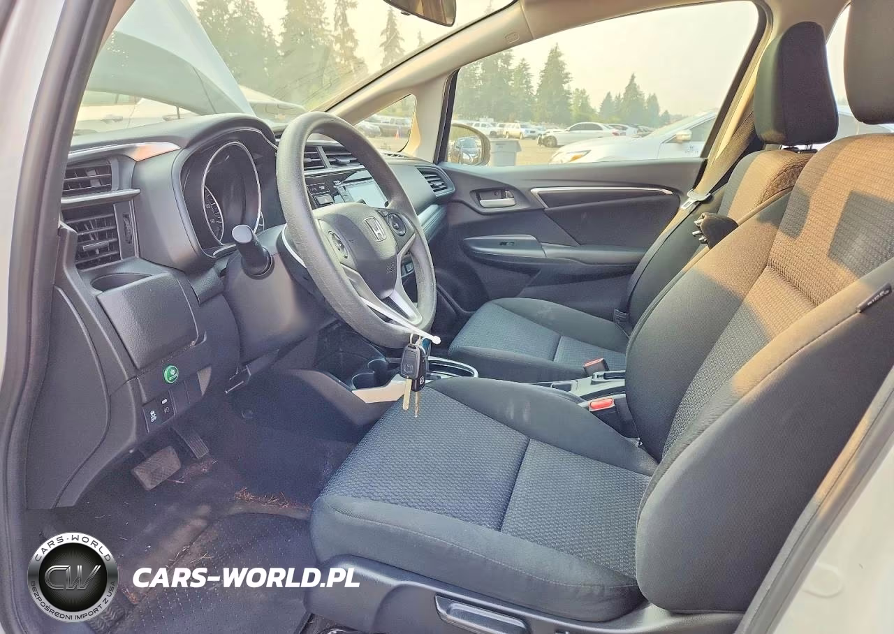 2019 Honda Fit Lx VIN:3HGGK5H4XKM745806 - 7