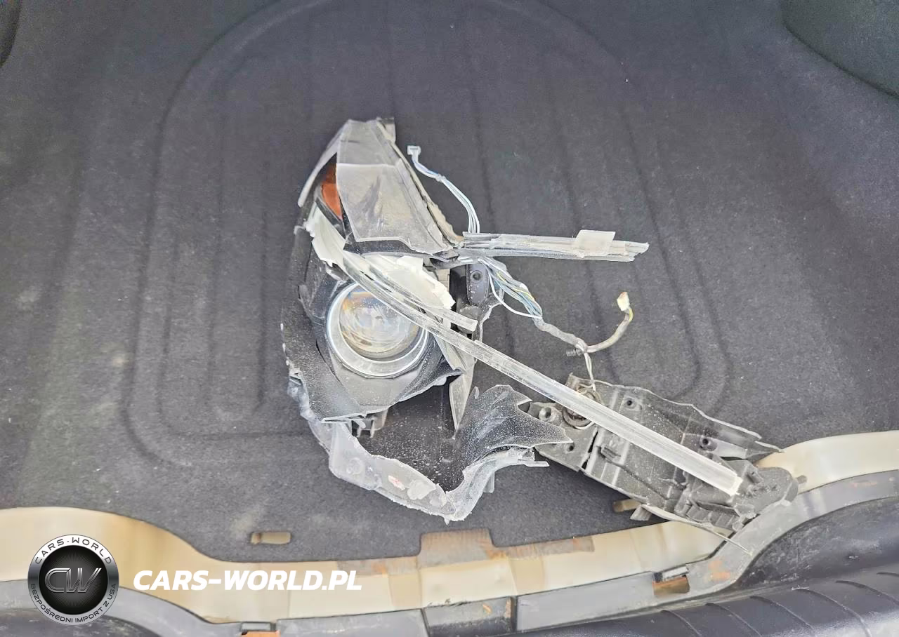 2023 Hyundai Elantra N Line VIN:KMHLR4AF4PU422672 - 12