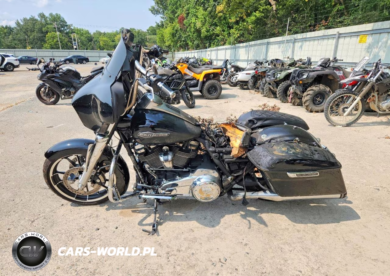 2023 Harley-Davidson Flhx VIN:1HD1KBC13PB653112 - 3