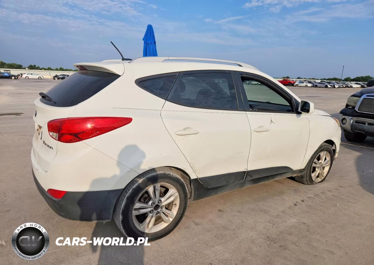 2011 Hyundai Tucson Gls VIN:KM8JU3AC9BU220599 - 3