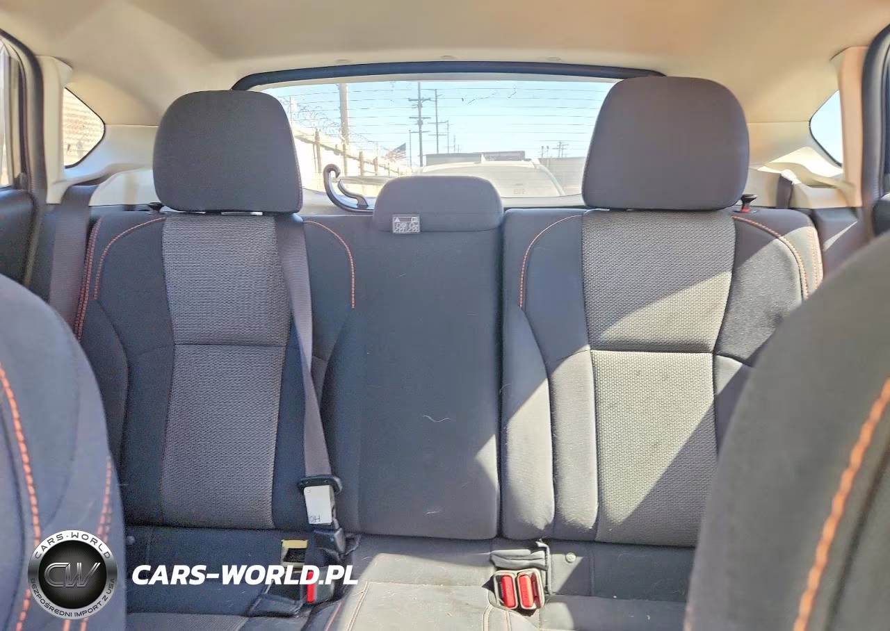 2020 Subaru Crosstrek Premium VIN:JF2GTAEC1L8246545 - 10