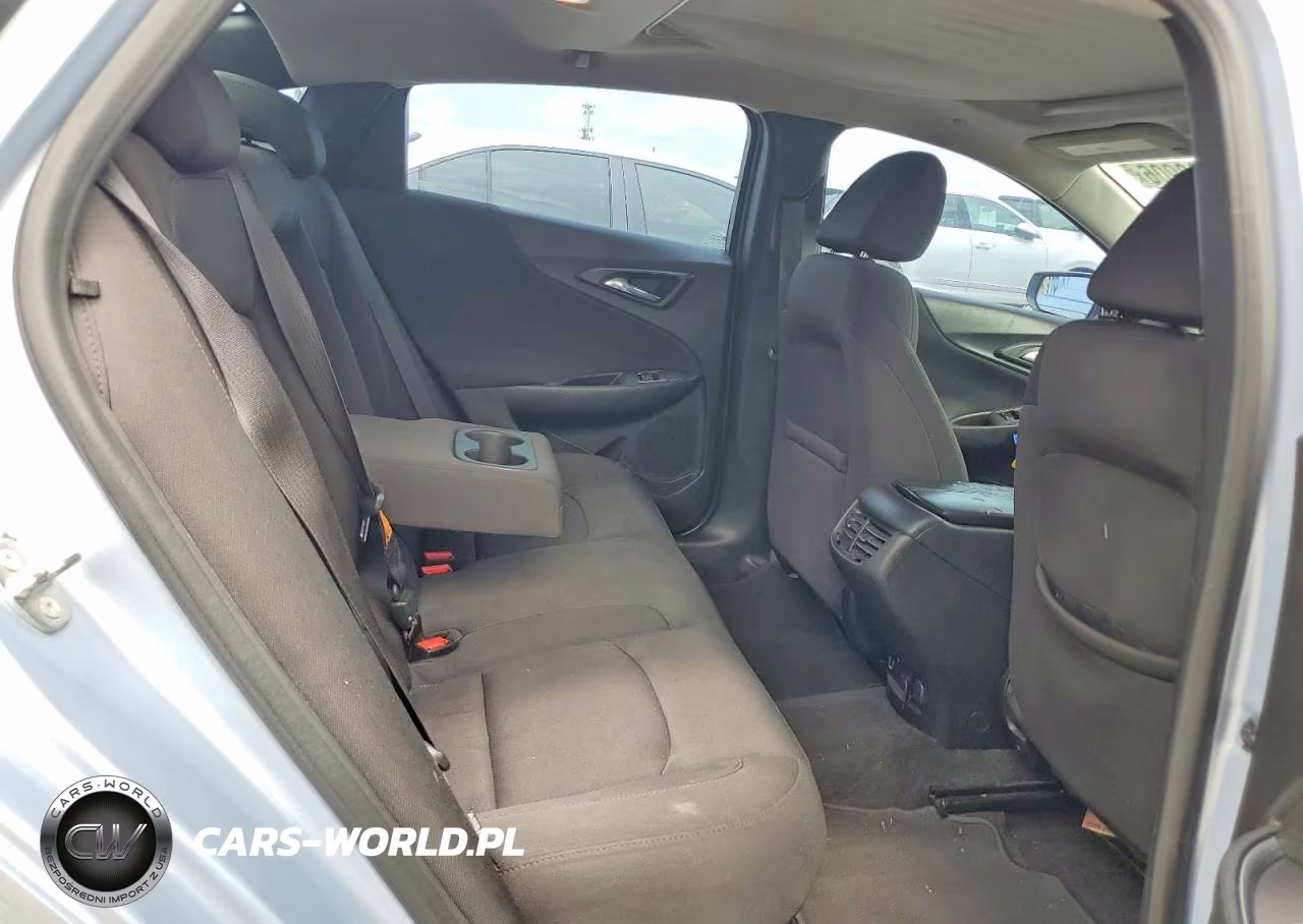 2018 Chevrolet Malibu Lt VIN:1G1ZD5ST4JF143573 - 10