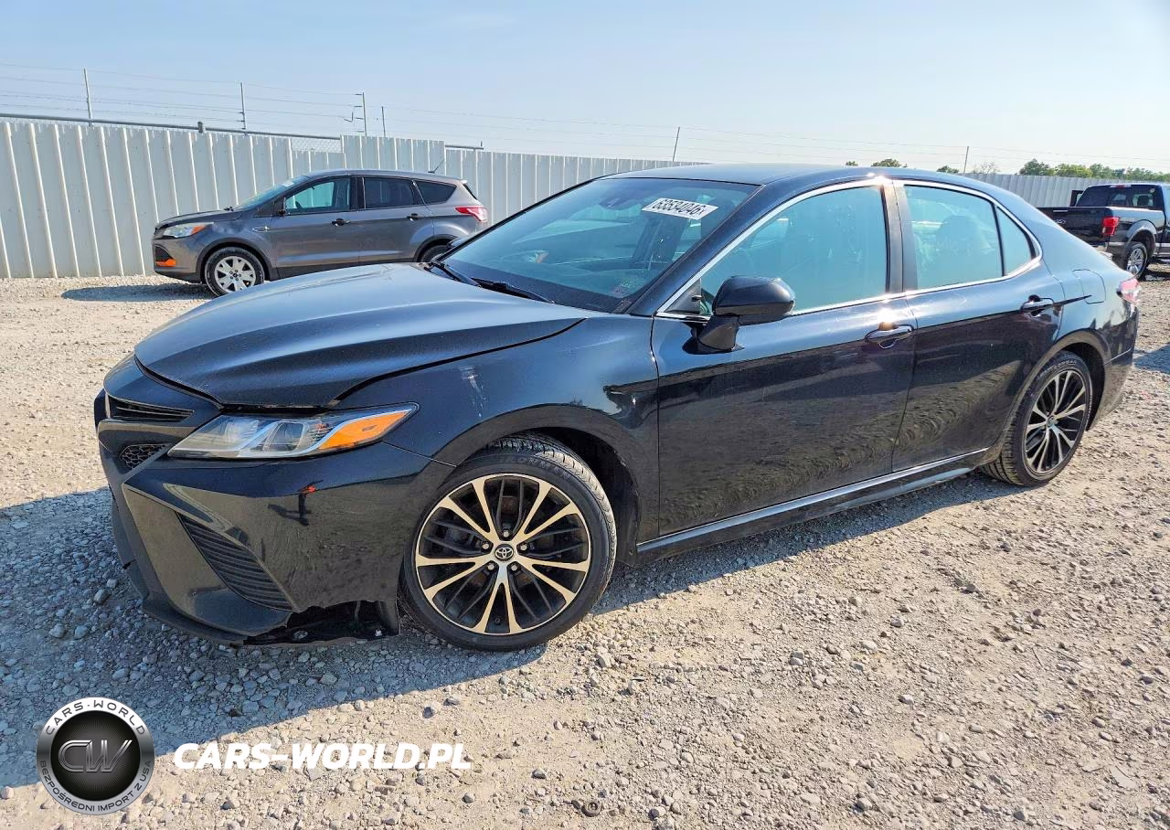 2019 Toyota Camry Se – zdjęcie 1 z 12