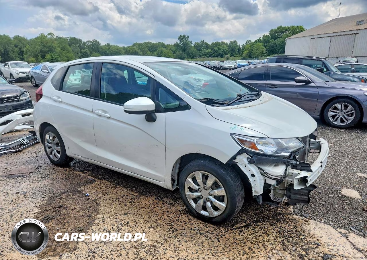 2019 Honda Fit Lx VIN:3HGGK5H43KM715787 - 4