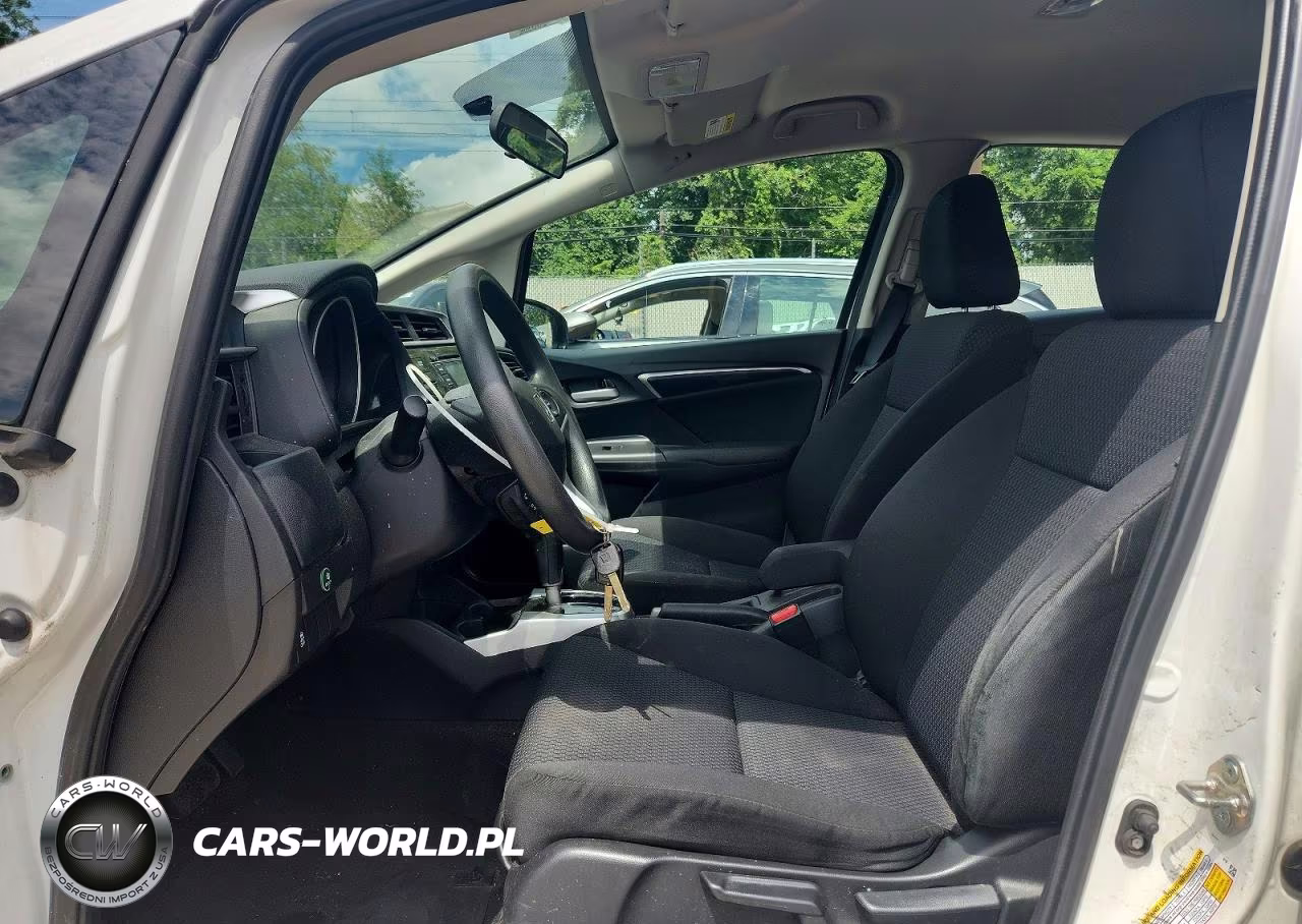 2019 Honda Fit Lx VIN:3HGGK5H43KM715787 - 7