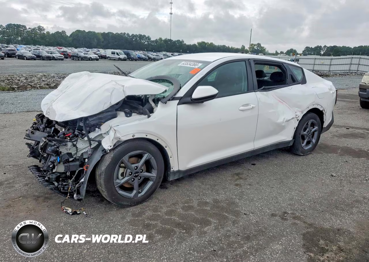 2025 Kia K4 Lxs VIN:3KPFT4DEXSE009779 - 1