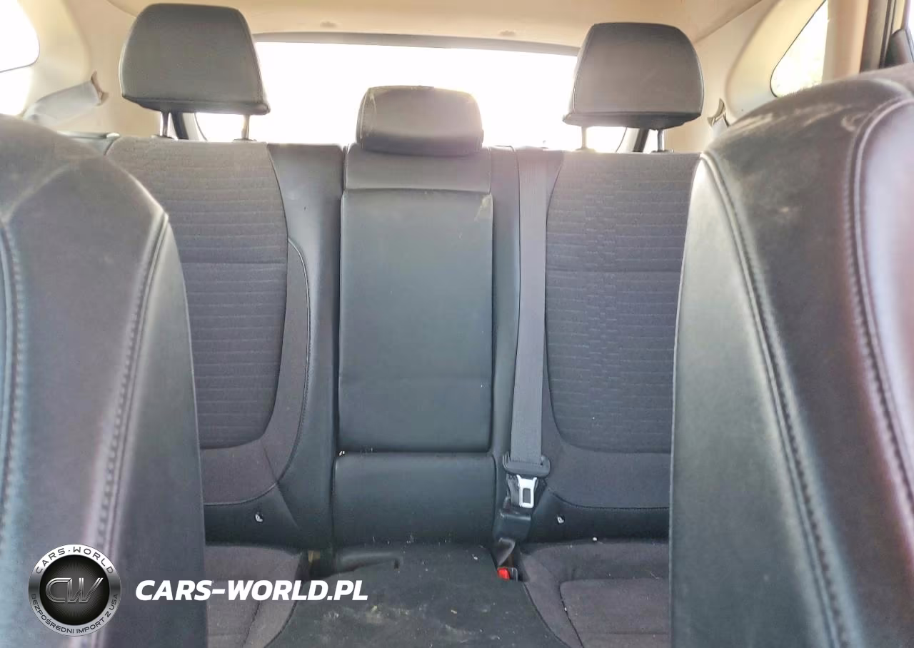 2021 Kia Seltos S VIN:KNDEU2AA0M7098800 - 10