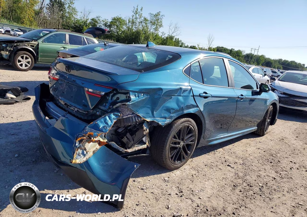 2025 Toyota Camry Se VIN:4T1DBADK0SU518324 - 3