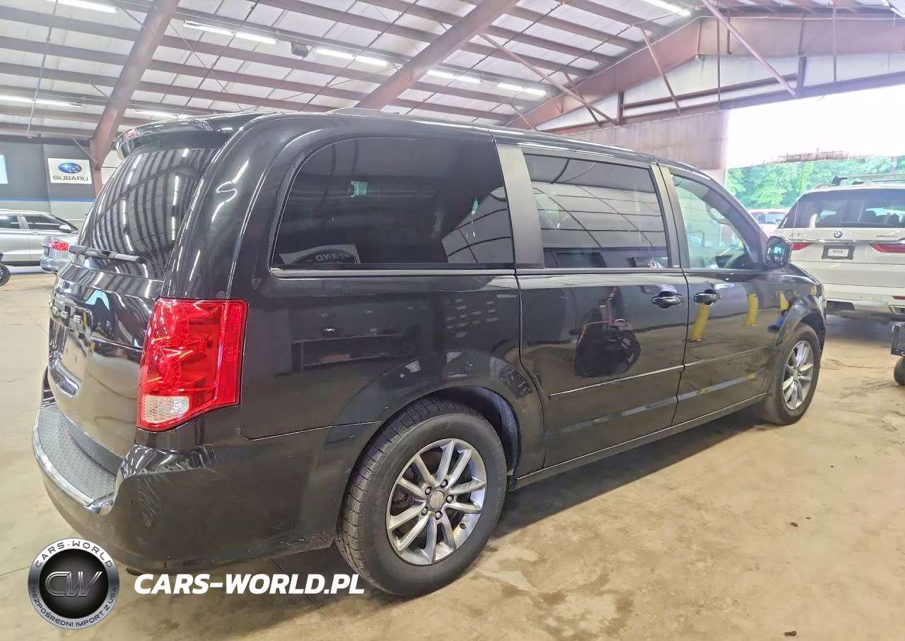 2014 Dodge Grand Caravan R-T VIN:2C4RDGEG0ER104981 - 3