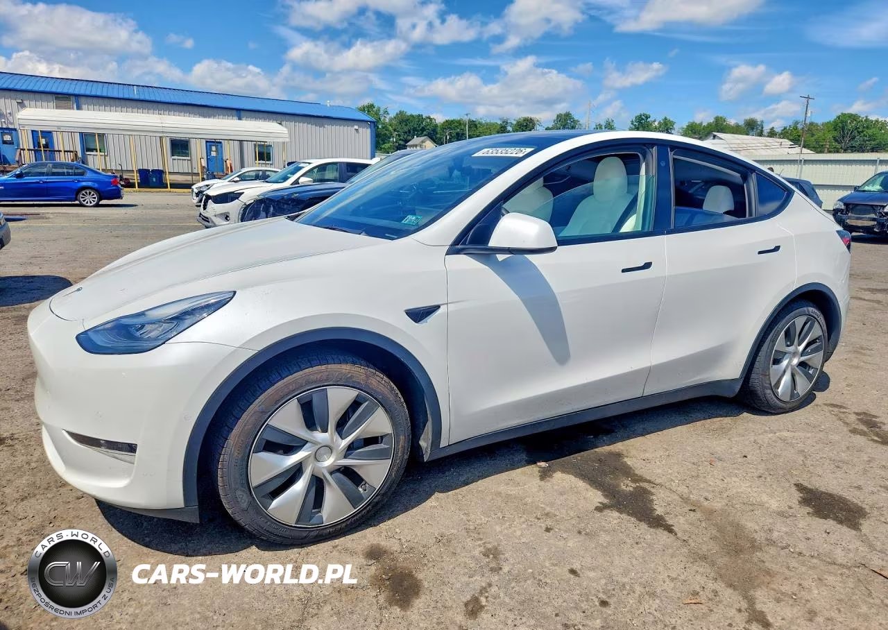 2021 Tesla Model Y – zdjęcie 1 z 12