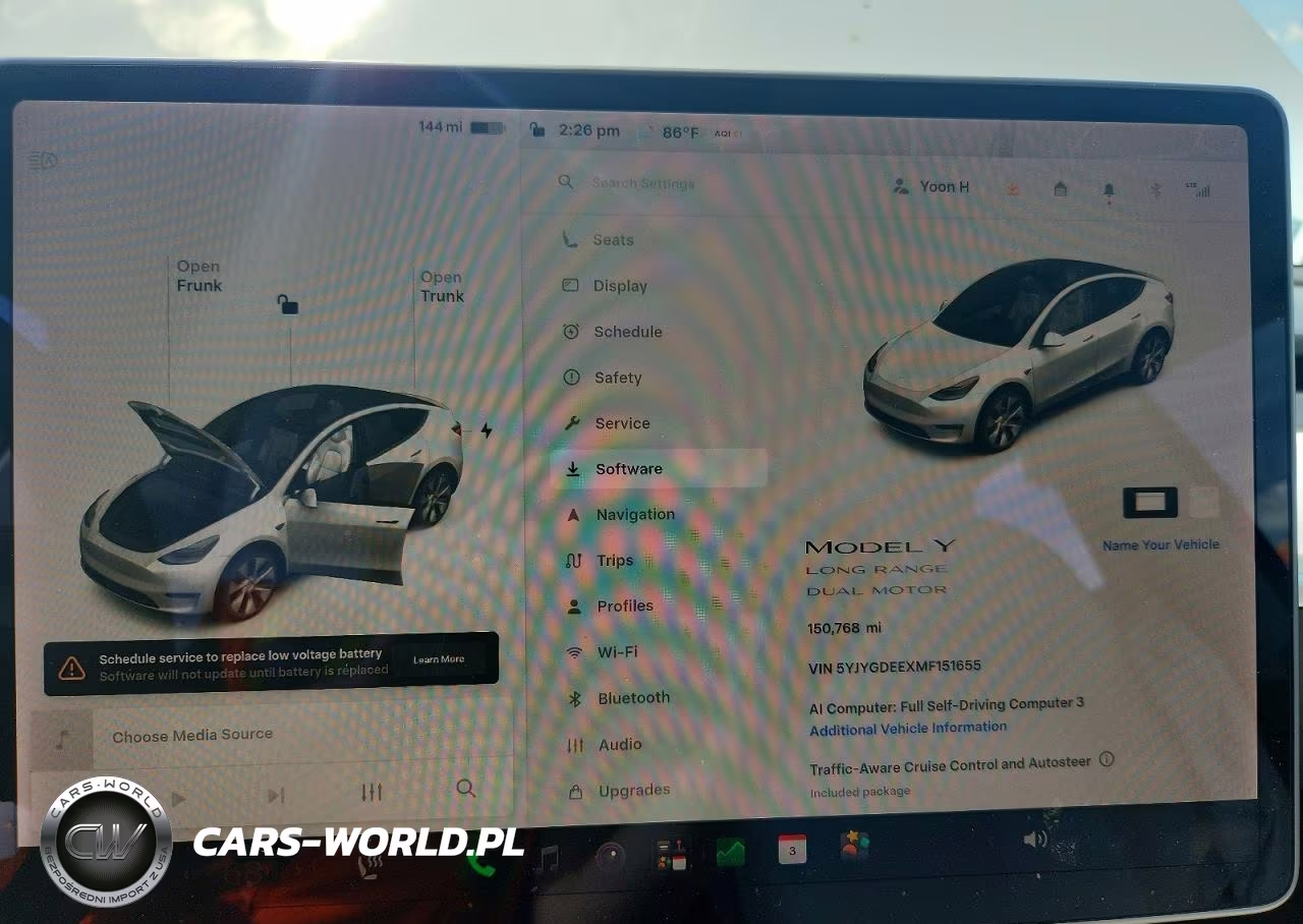 2021 Tesla Model Y VIN:5YJYGDEEXMF151655 - 9