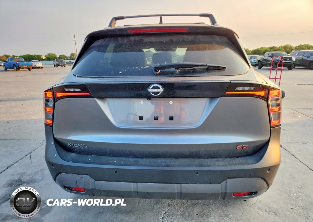 2025 Nissan Kicks Sr VIN:3N8AP6DA9SL321633 - 6