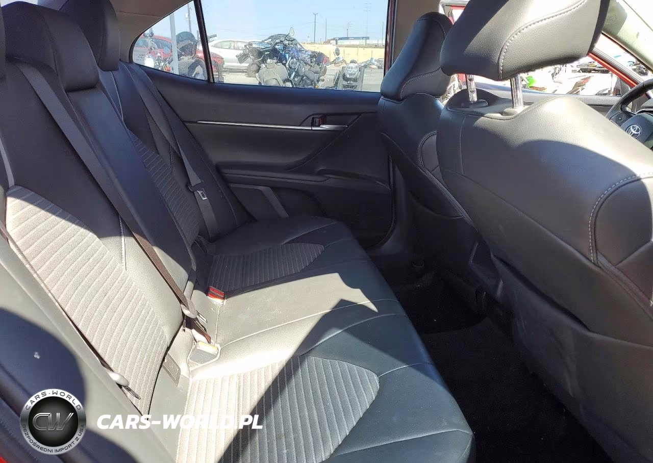 2021 Toyota Camry Se VIN:4T1G11AK4MU439407 - 10