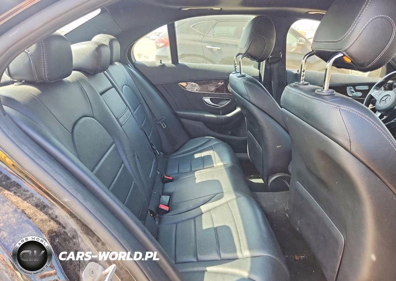 2016 Mercedes-Benz C 300 4Matic VIN:55SWF4KB9GU144087 - 10