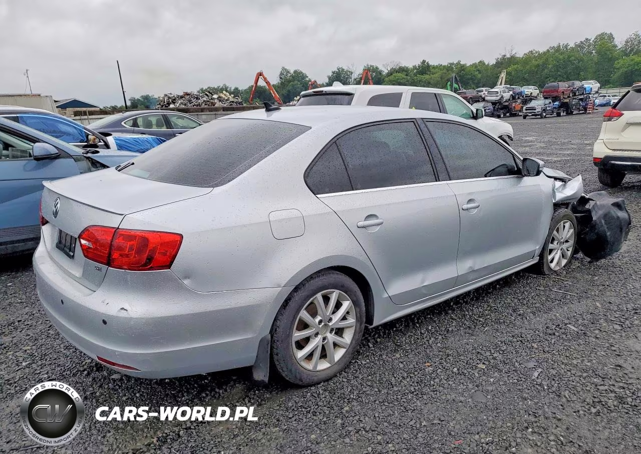2014 Volkswagen Jetta Se VIN:3VWD17AJXEM402432 - 3