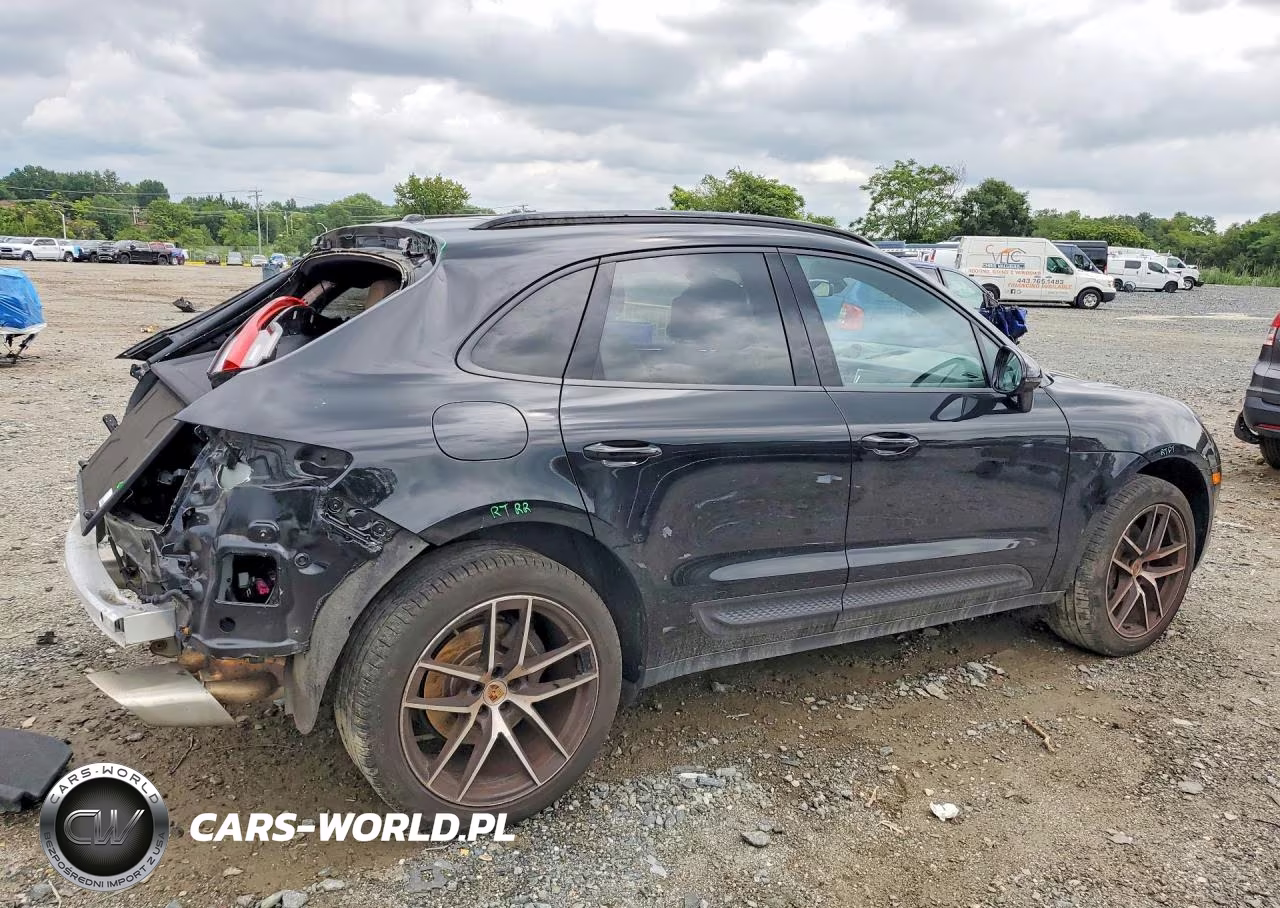 2024 Porsche Macan Base VIN:WP1AA2A56RLB02940 - 3