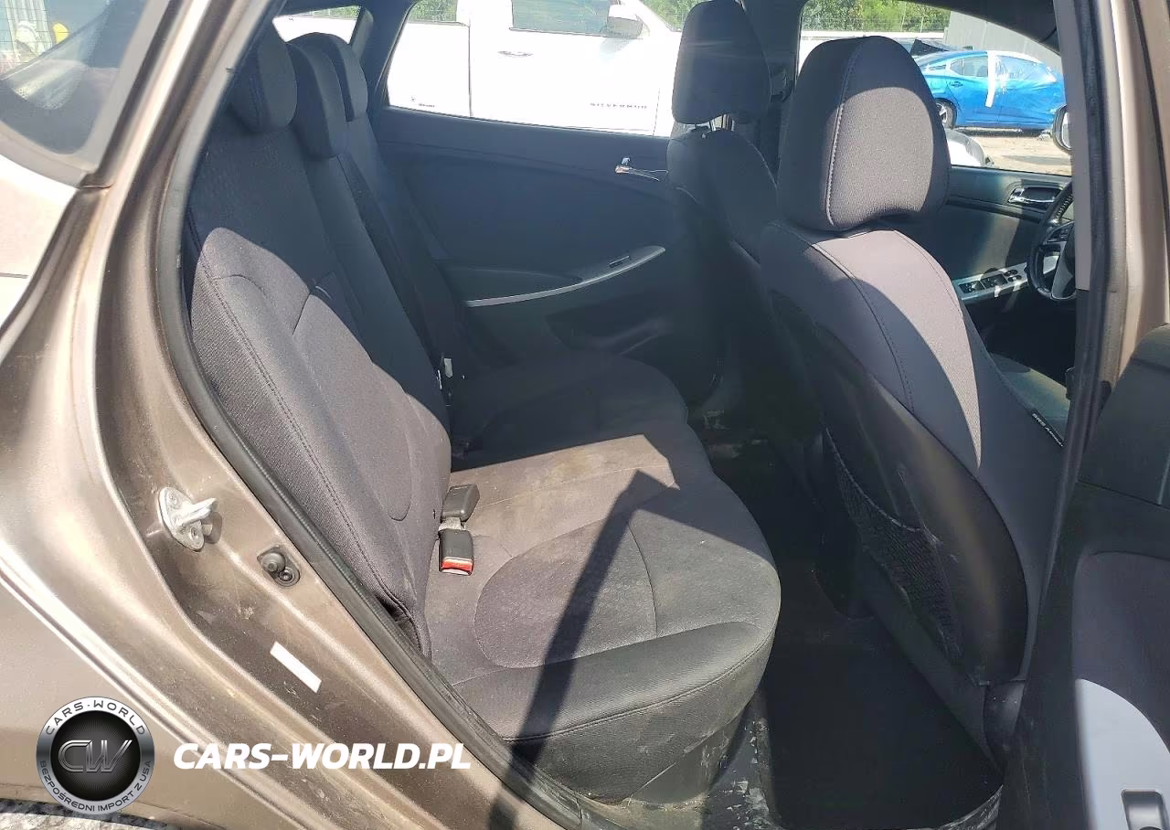 2013 Hyundai Accent Se VIN:KMHCU5AE8DU119479 - 10