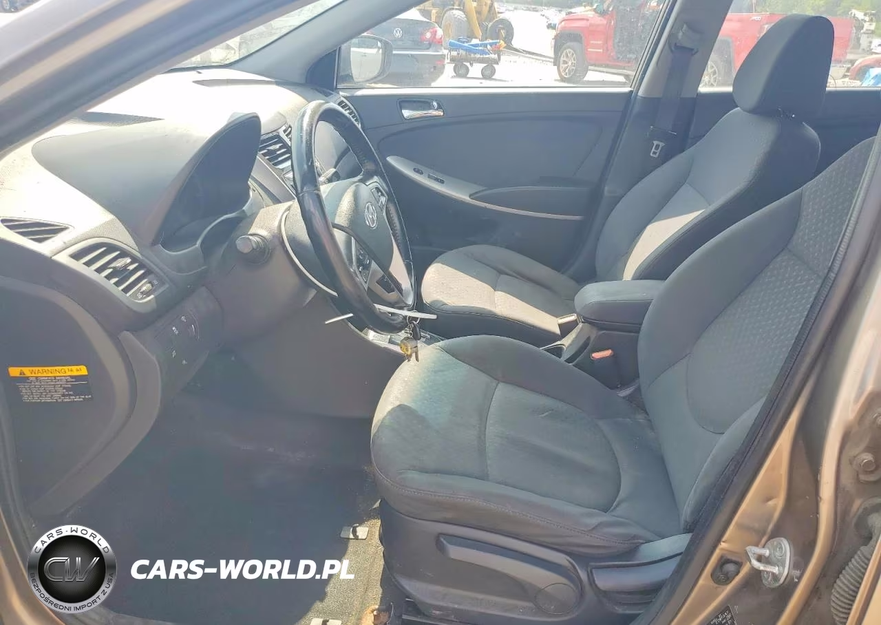 2013 Hyundai Accent Se VIN:KMHCU5AE8DU119479 - 7