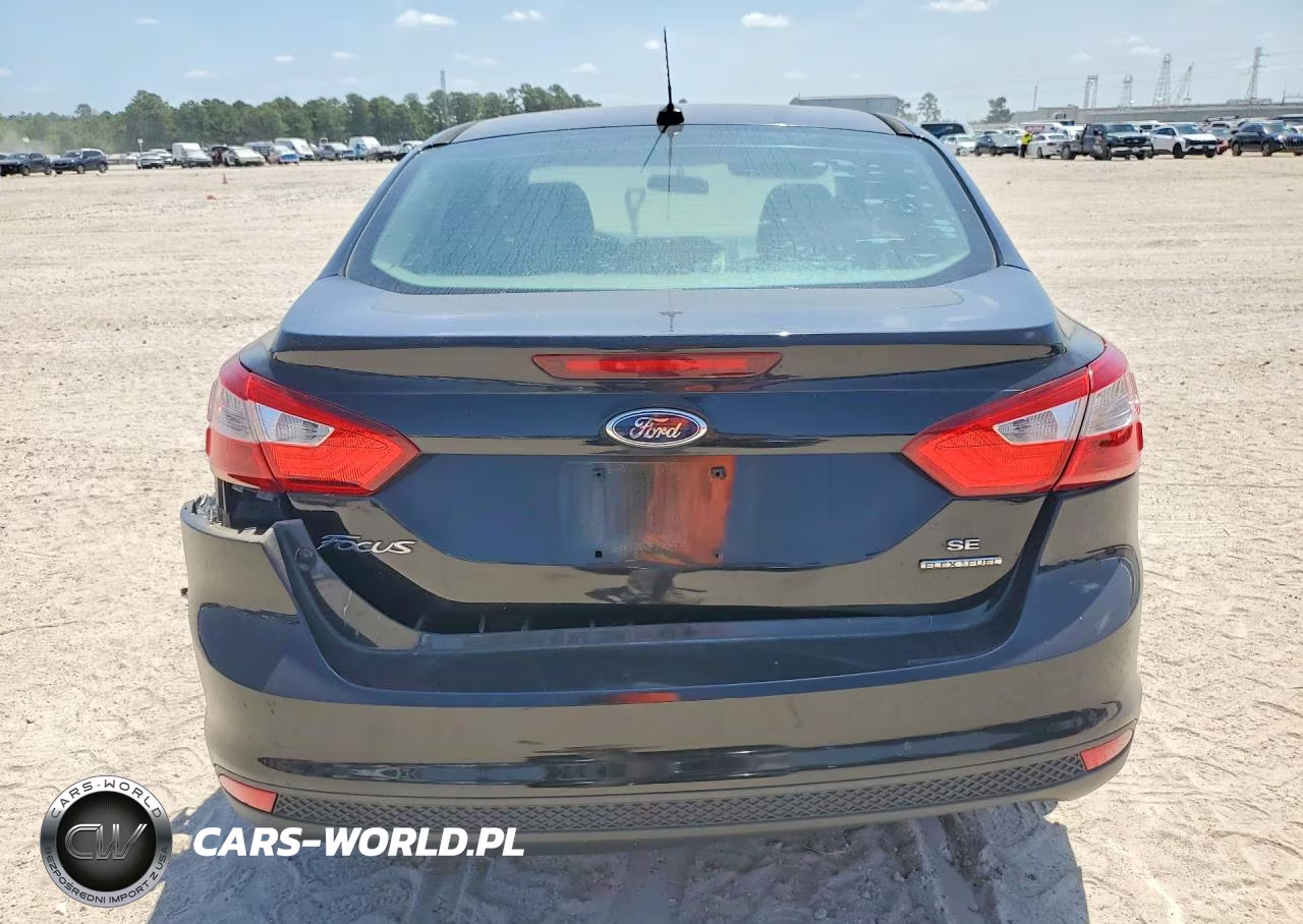 2014 Ford Focus Se VIN:1FADP3F27EL287825 - 6