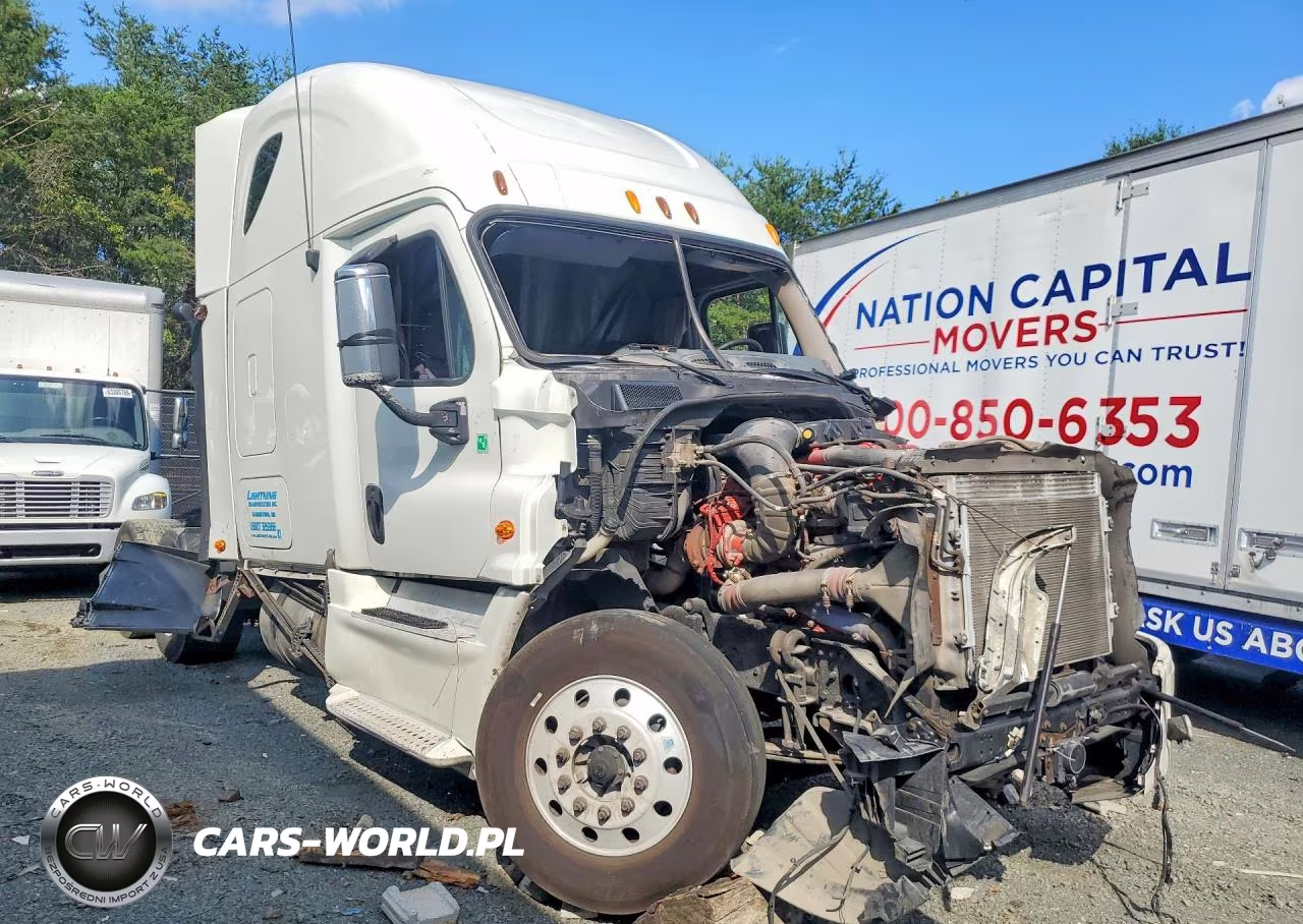 2013 Freightliner Cascadia Semi Truck VIN:3AKJGLBG8DSFJ1861 - 4