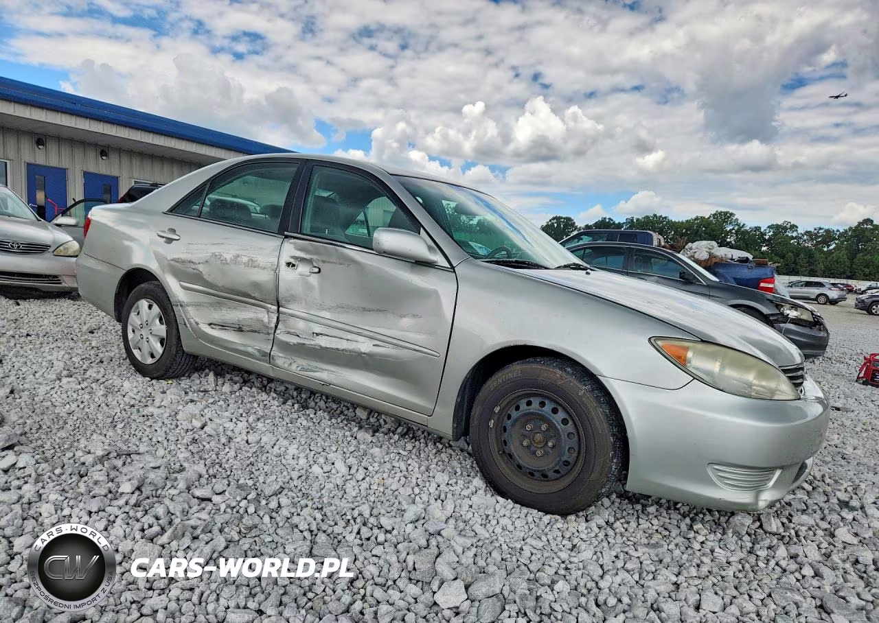 2006 Toyota Camry Le VIN:4T1BE32K06U708403 - 4