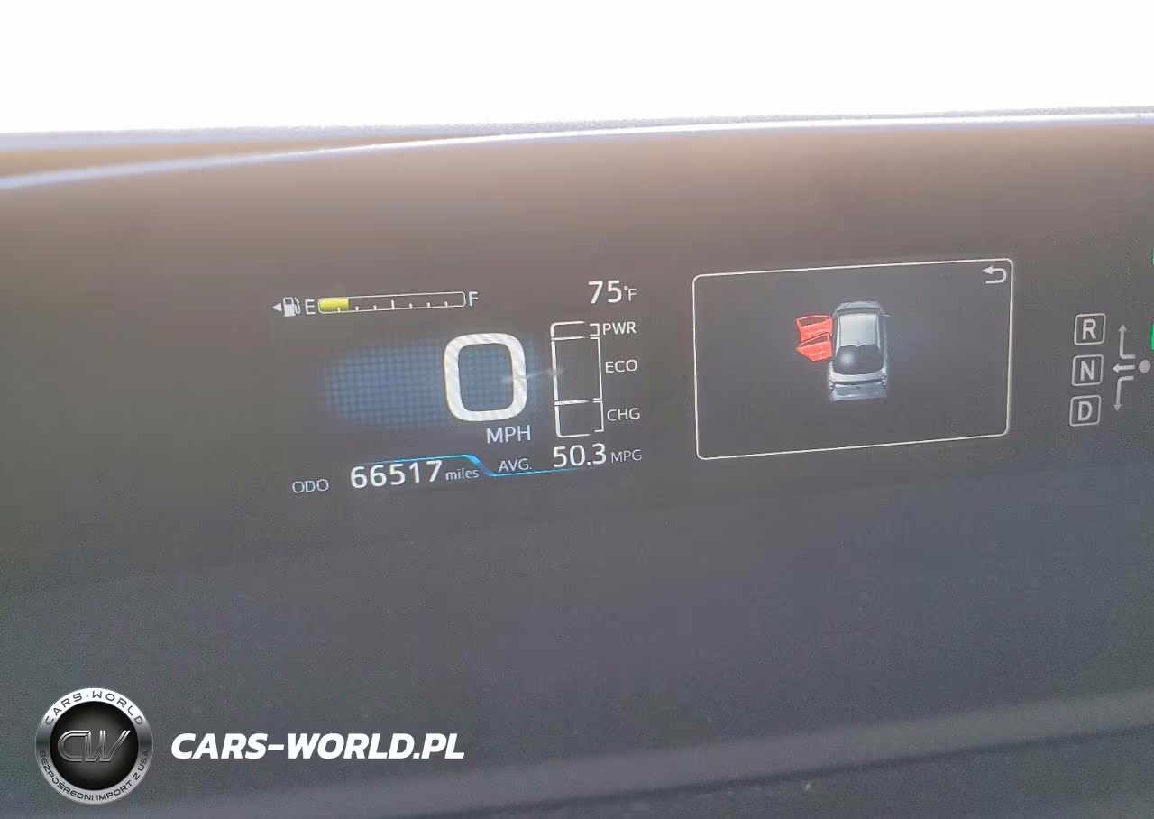 2016 Toyota Prius Three Touring VIN:JTDKARFU0G3000156 - 9