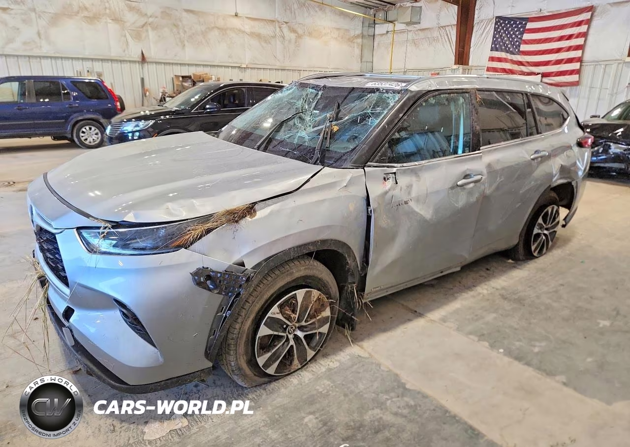 2021 Toyota Highlander Hybrid Xle