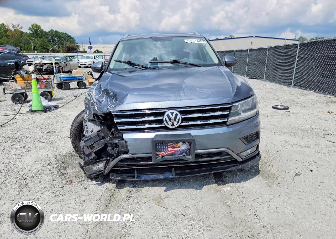 2018 Volkswagen Tiguan Se VIN:3VV2B7AX3JM016796 - 5