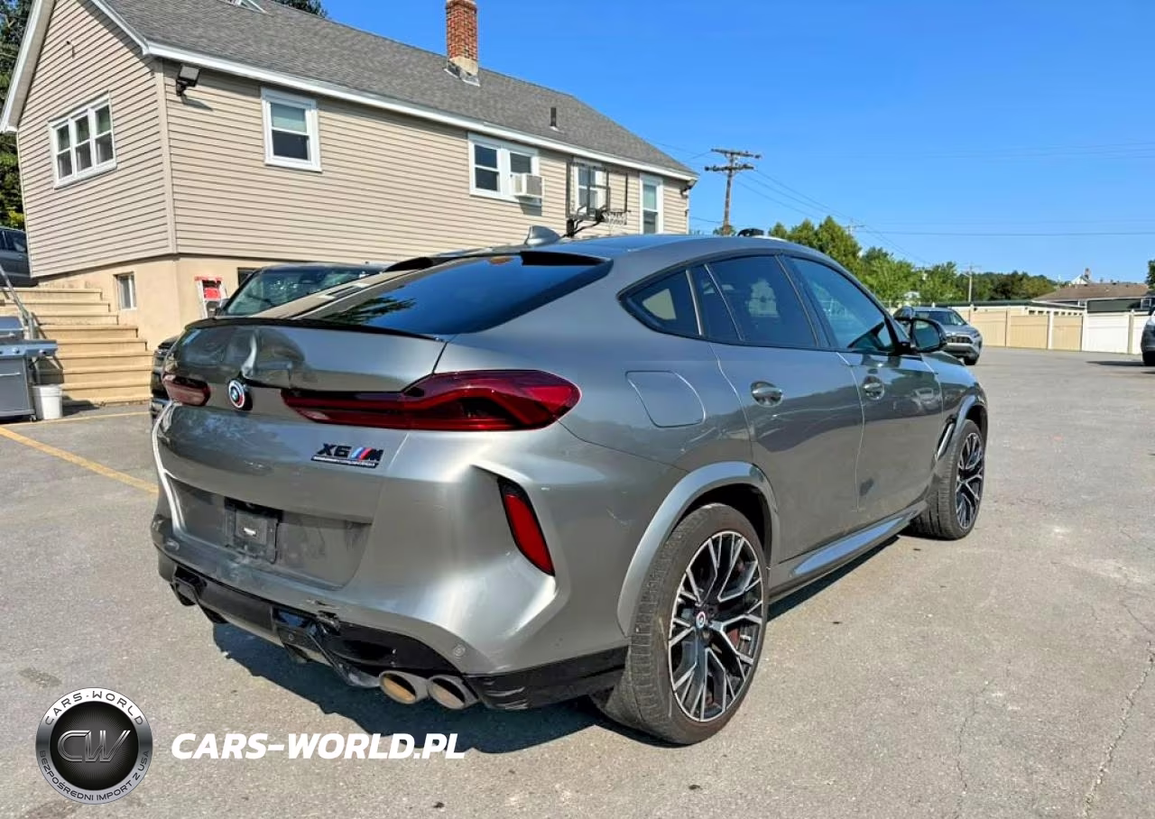 2023 BMW X6 M VIN:5YMCY0C03P9N63820 - 3