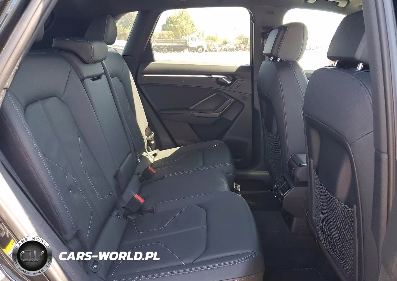 2022 Audi Q3 Premium S Line 45 VIN:WA1DECF39N1042409 - 11