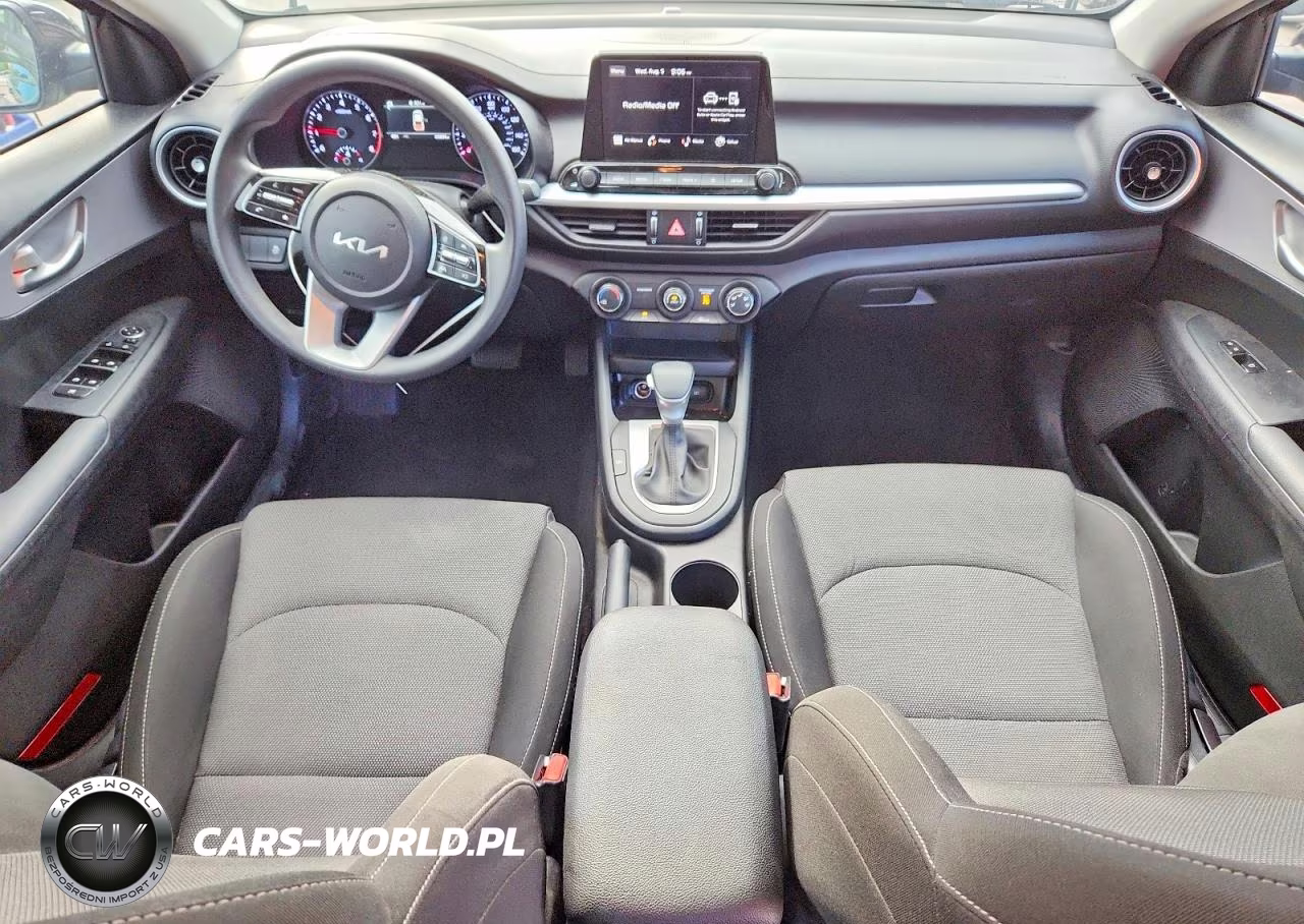 2024 Kia Forte Lx VIN:3KPF24ADXRE694942 - 8