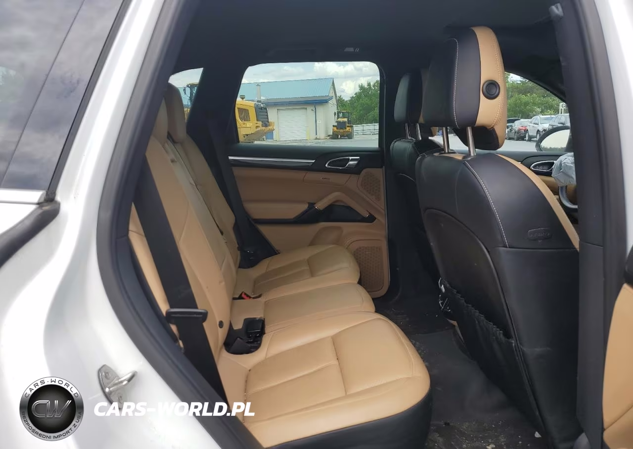 2014 Porsche Cayenne VIN:WP1AF2A28ELA46341 - 11