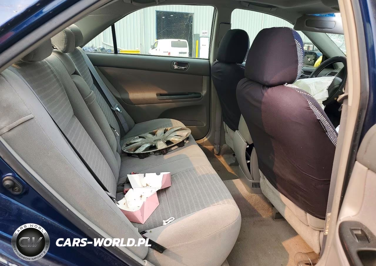 2005 Toyota Camry Le VIN:4T1BE32K45U065407 - 10