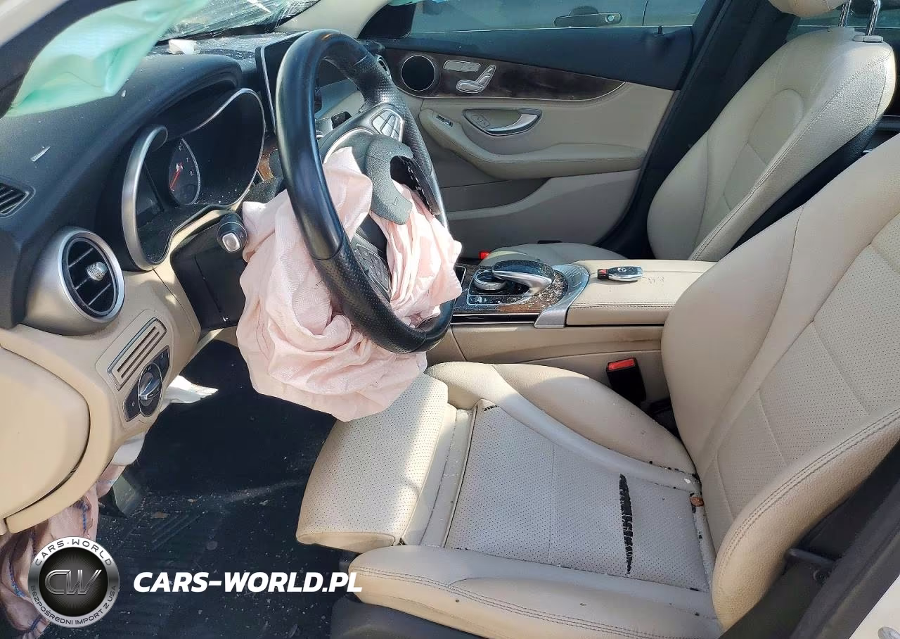 2016 Mercedes-Benz C 300 4Matic VIN:55SWF4KB5GU104962 - 7