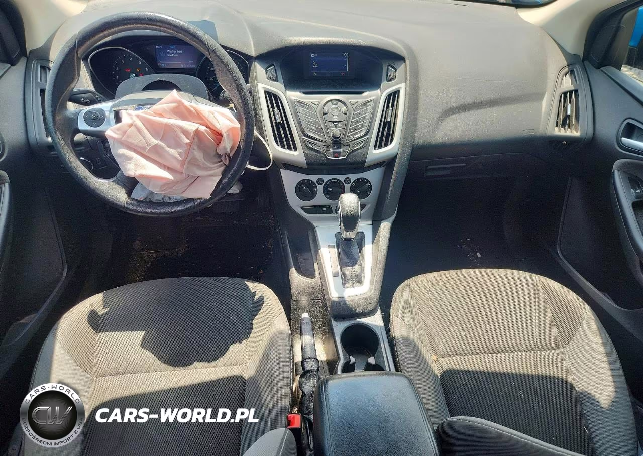 2014 Ford Focus Se VIN:1FADP3F27EL244926 - 8