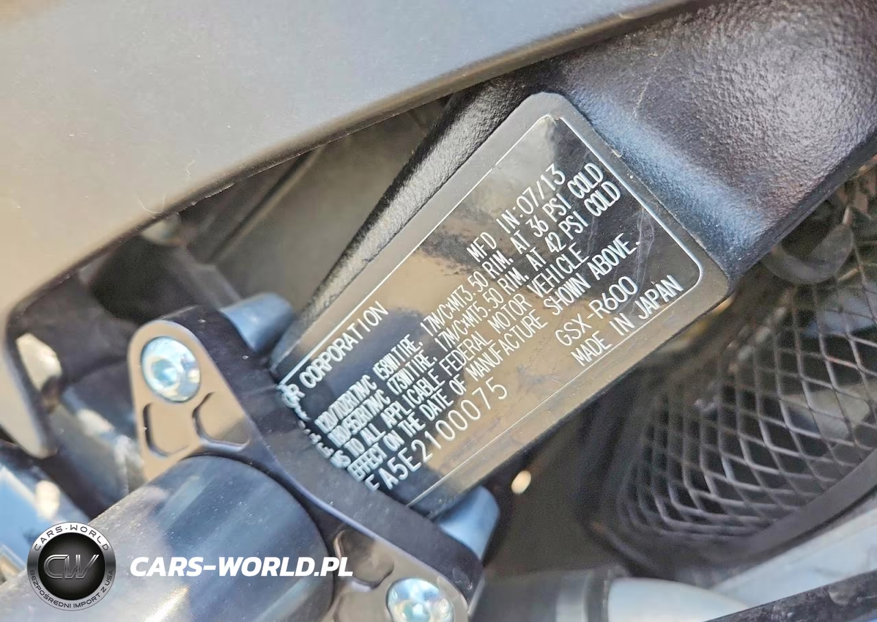 2014 Suzuki Gsx-R600 VIN:JS1GN7FA5E2100075 - 9