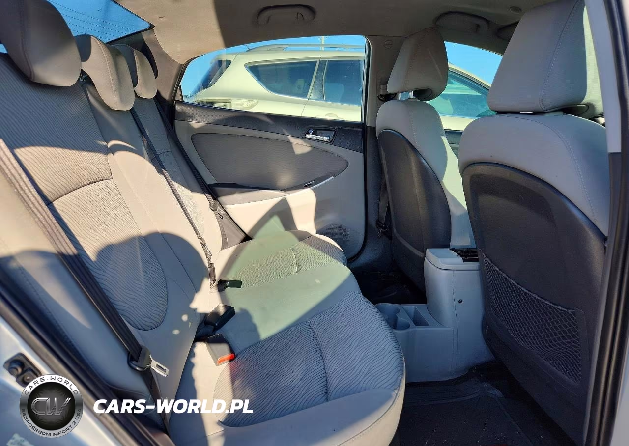 2014 Hyundai Accent Gls VIN:KMHCU4AE2EU752815 - 10