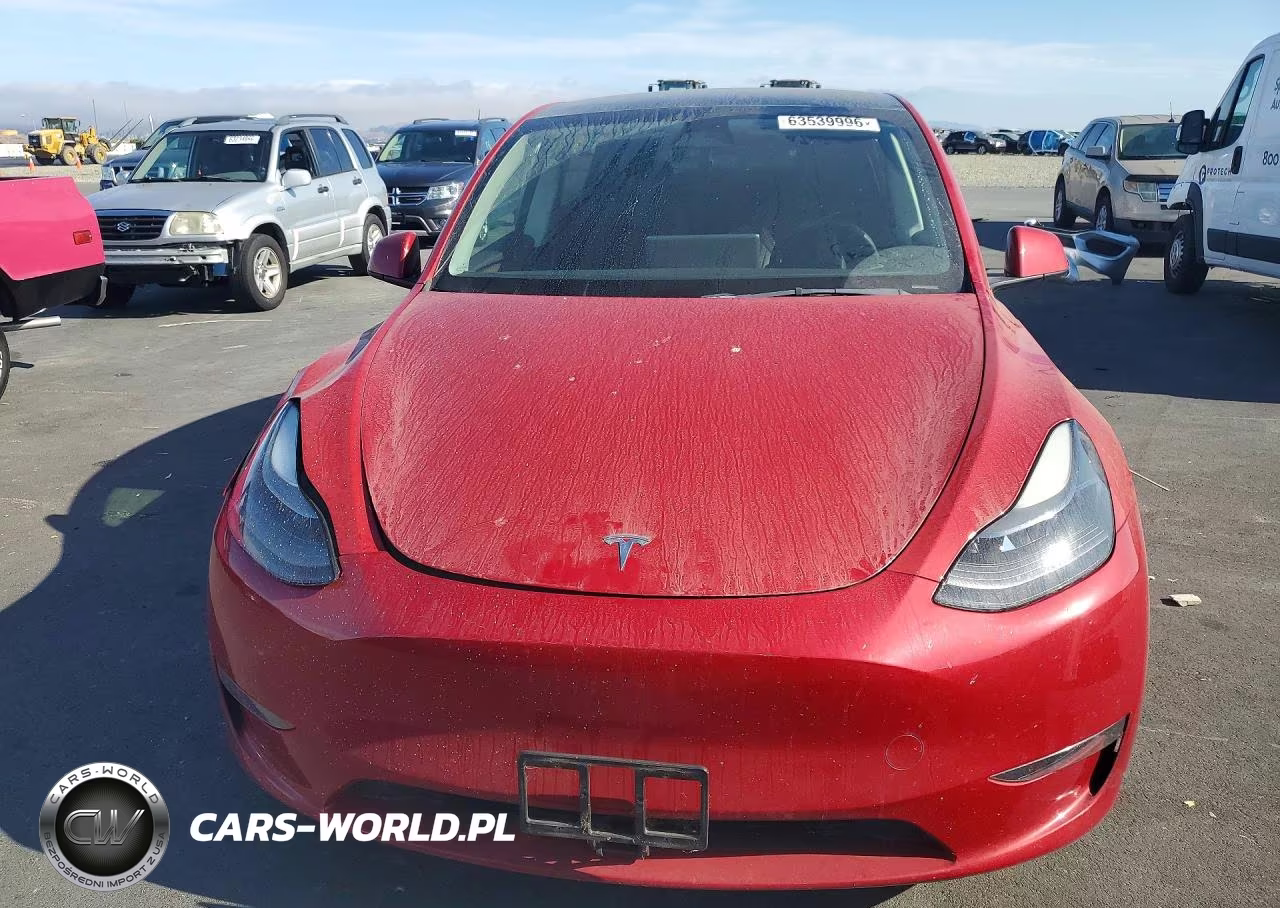 2023 Tesla Model Y VIN:7SAYGDEE3PF595984 - 5
