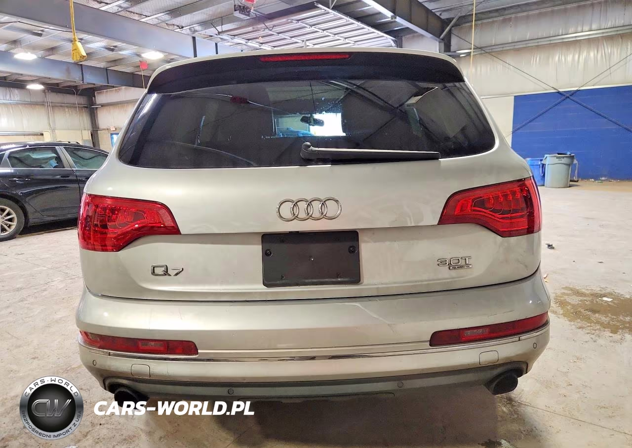 2015 Audi Q7 Premium Plus VIN:WA1LGAFEXFD026764 - 6