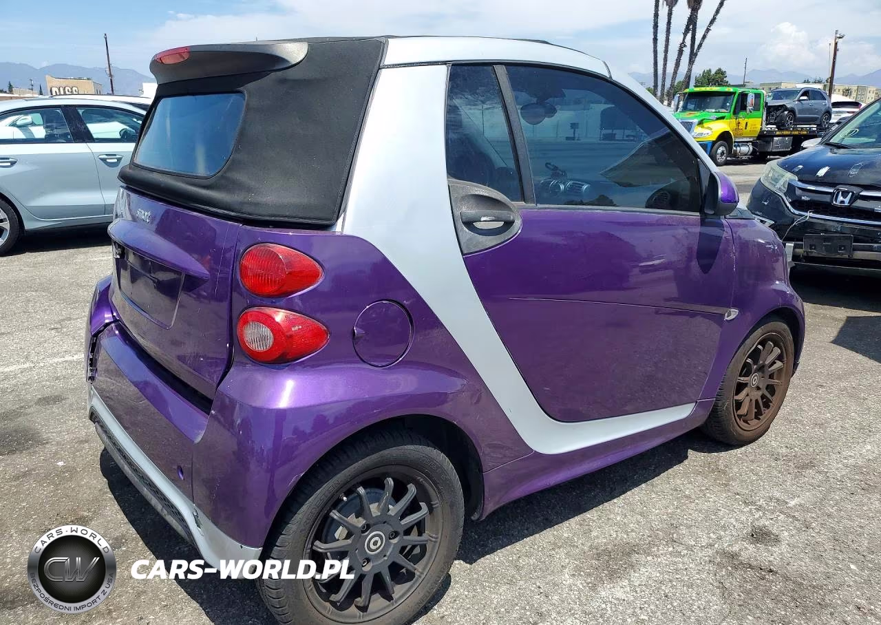 2013 Smart Fortwo Passion VIN:WMEEK3BA4DK596121 - 3