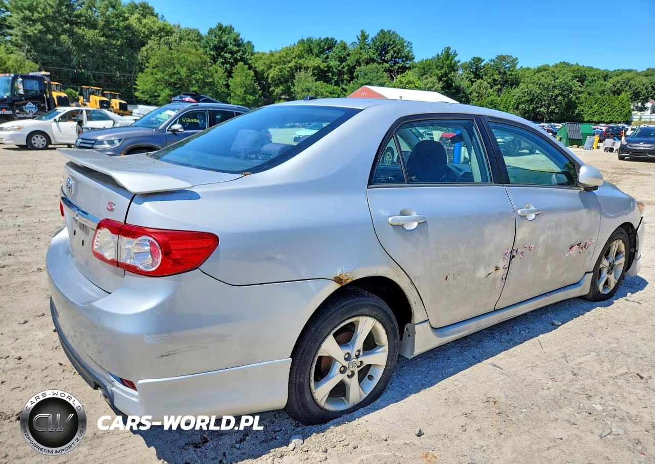 2012 Toyota Corolla S VIN:2T1BU4EE2CC856547 - 3