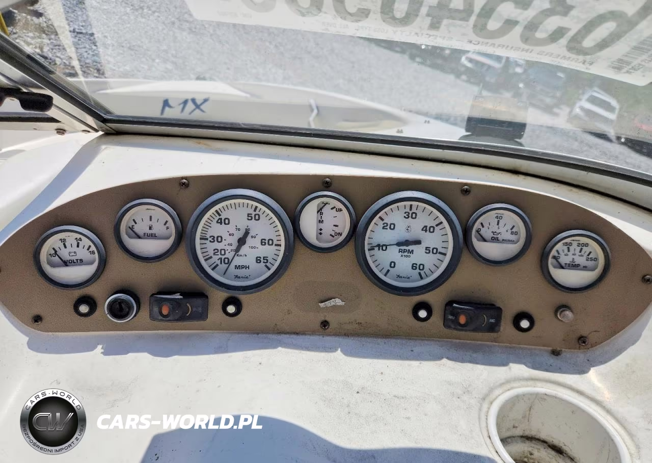 2004 Glastron Boat VIN:GLA44407F404 - 8
