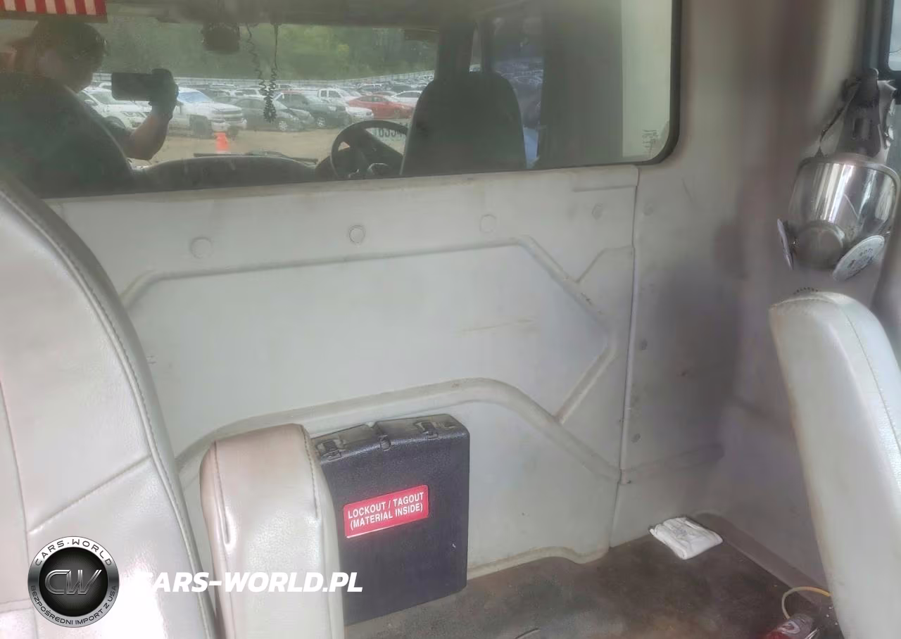 2015 International 4300 Refrigerated Box Truck VIN:1HTMMAAL3FH511929 - 10