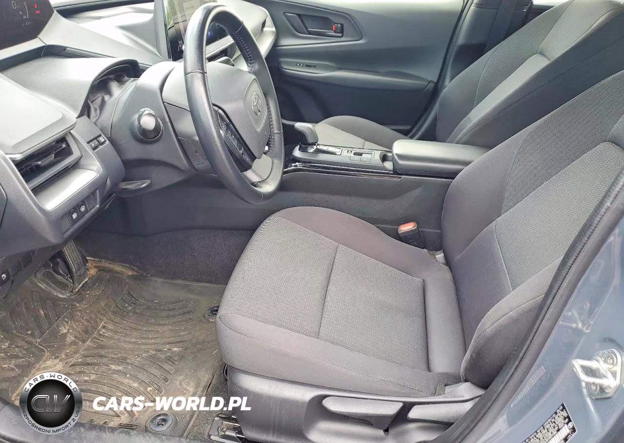 2023 Toyota Prius Le VIN:JTDACAAU6P3007286 - 7