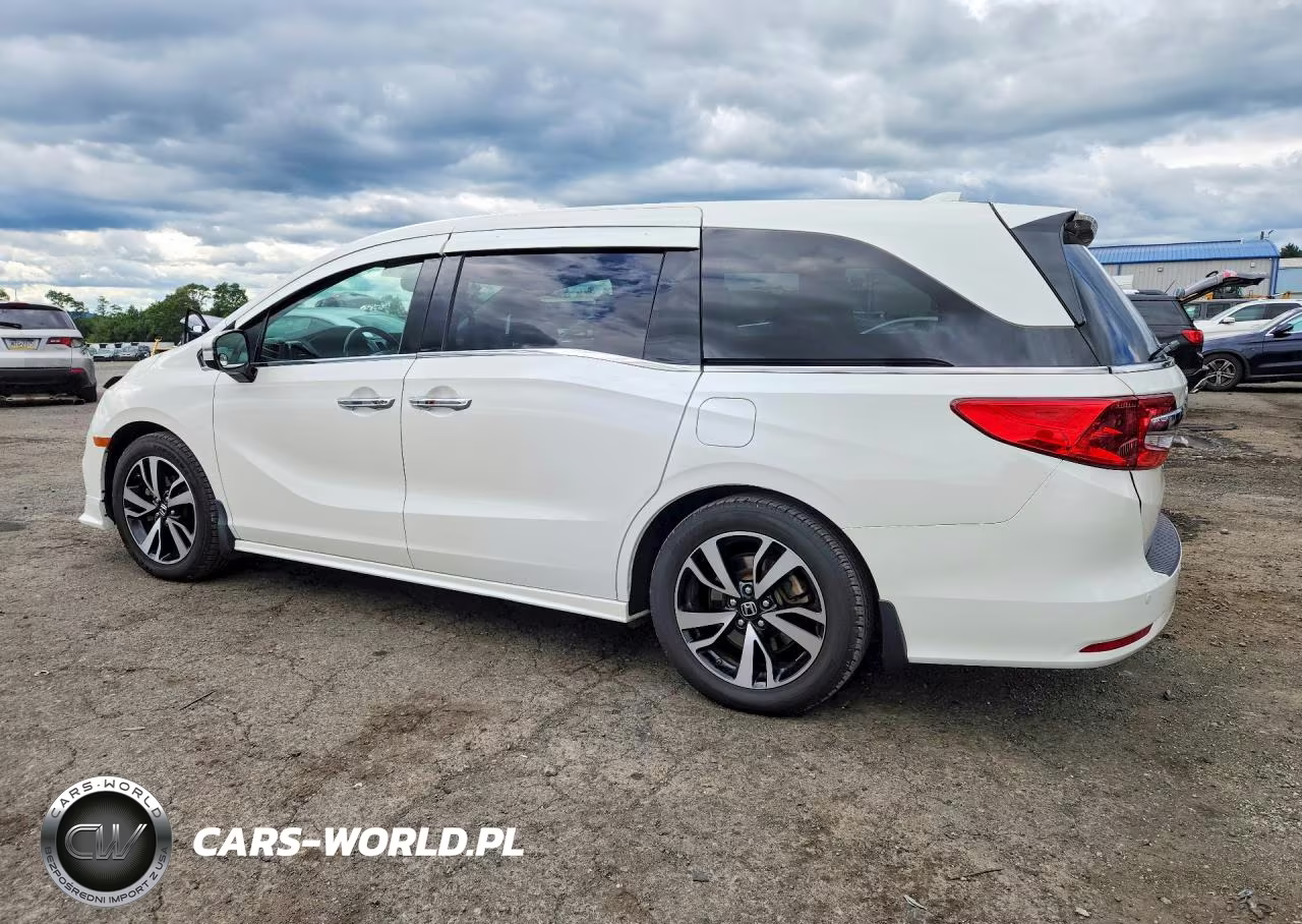 2018 Honda Odyssey Elite VIN:5FNRL6H93JB024347 - 2