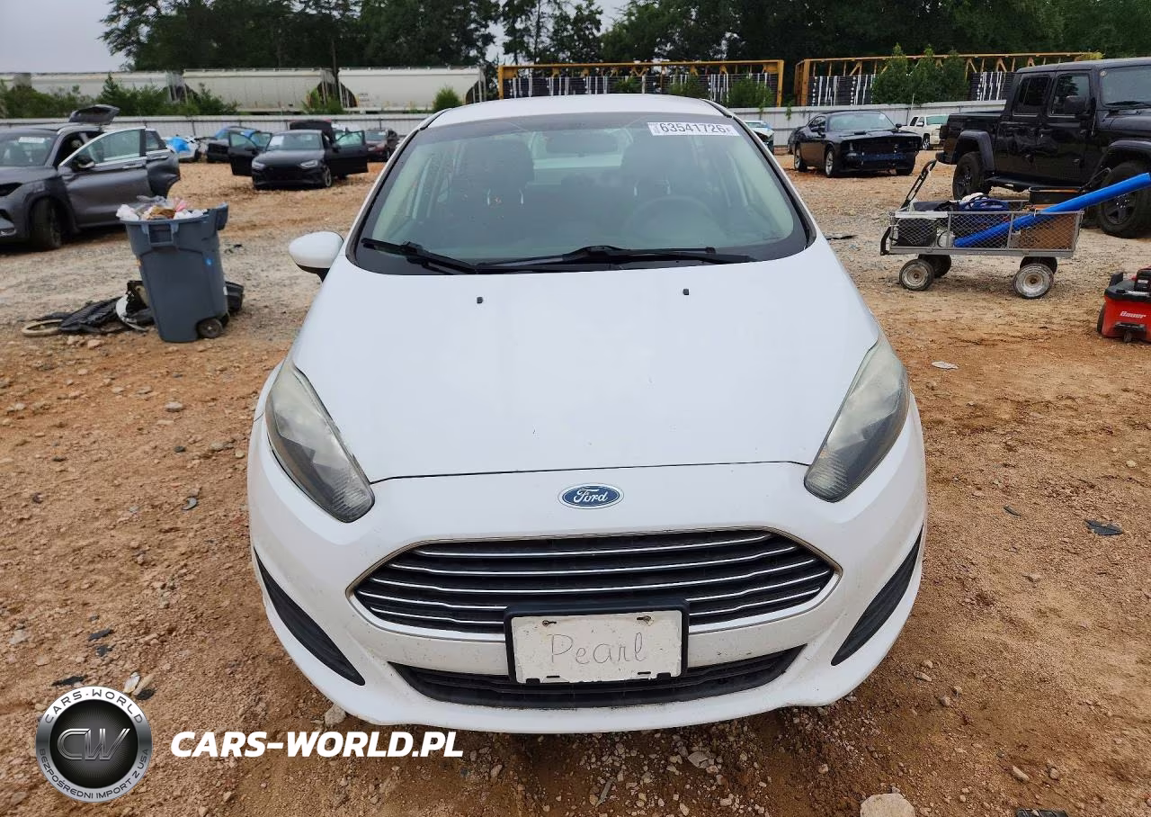 2018 Ford Fiesta S VIN:3FADP4AJ3JM119340 - 5