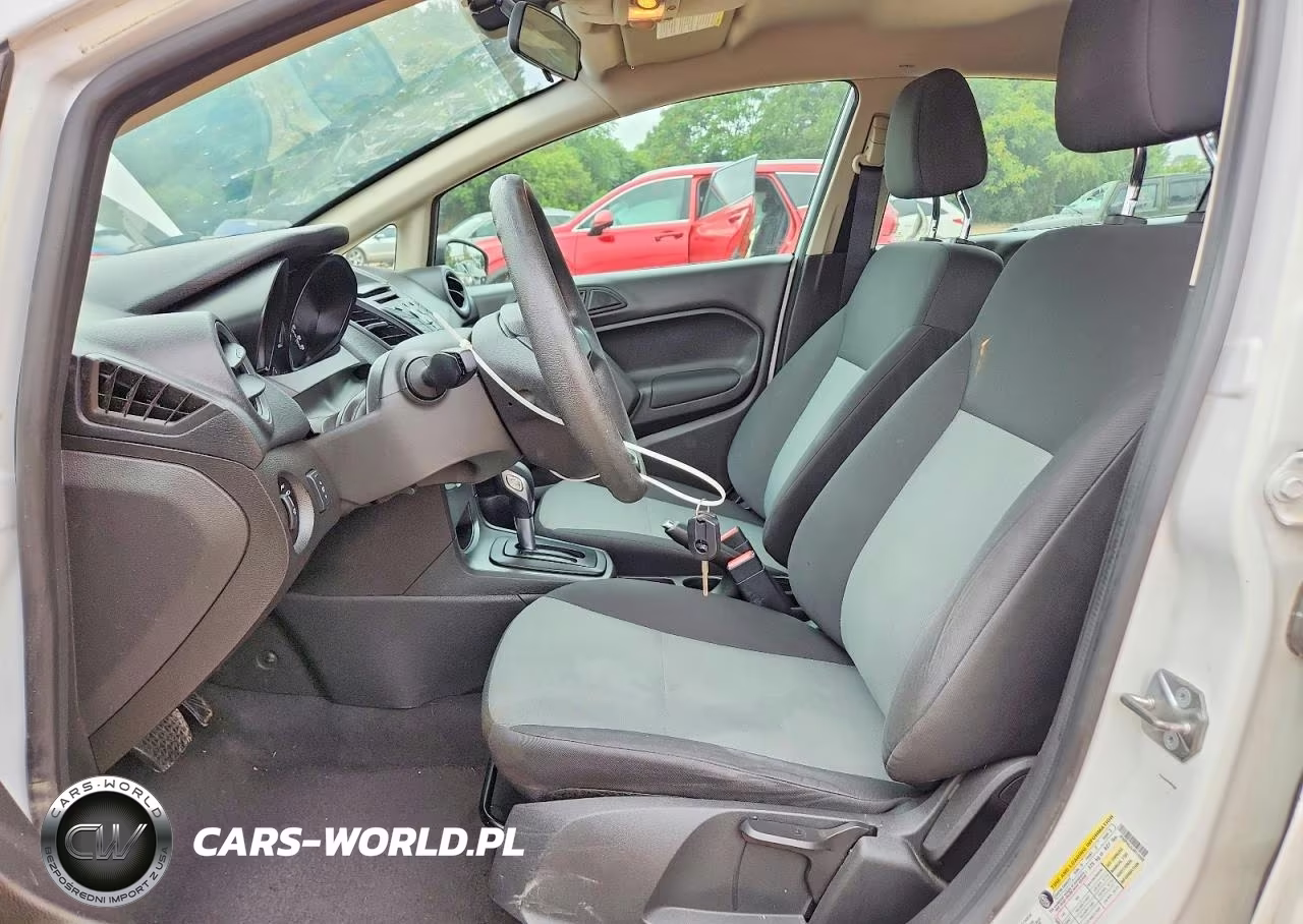 2018 Ford Fiesta S VIN:3FADP4AJ3JM119340 - 7