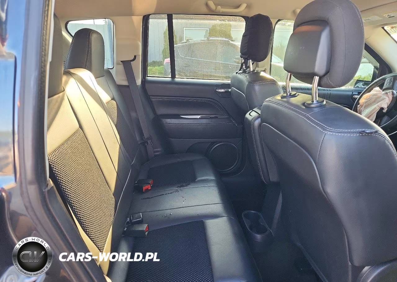 2014 Jeep Compass Latitude VIN:1C4NJCEA9ED647552 - 11